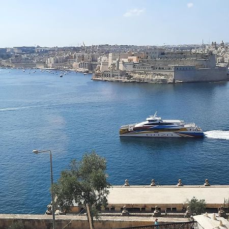 Nr65 Valletta Portview Apartment Экстерьер фото